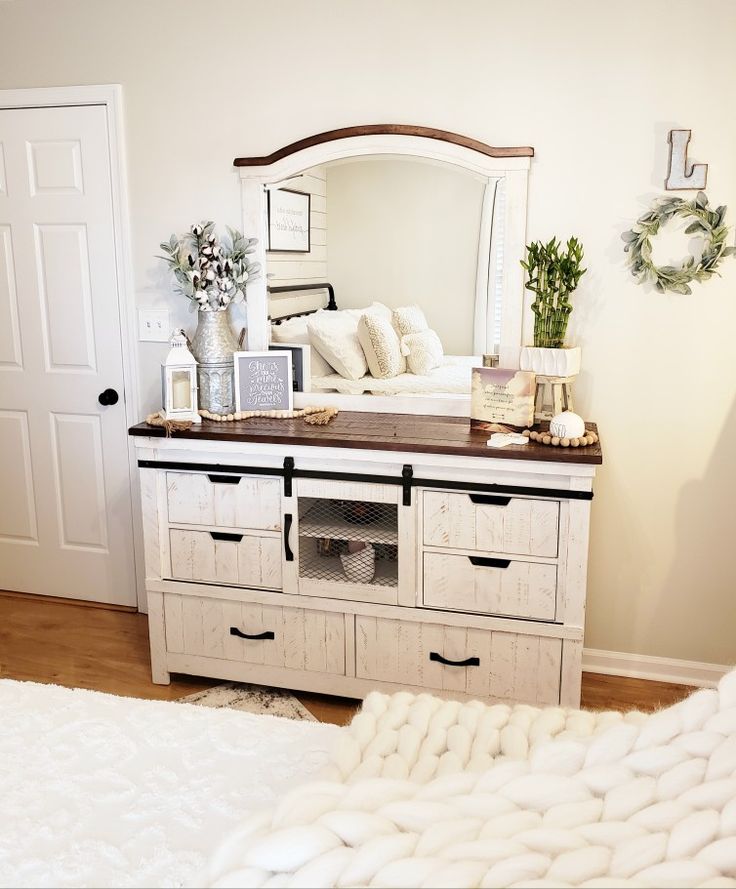 Dark Oval Mirror with Art Deco Influences