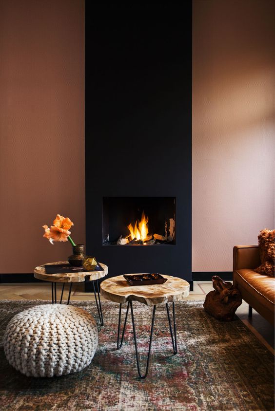 Modern Living Room with Rust Wall and Natural Accents