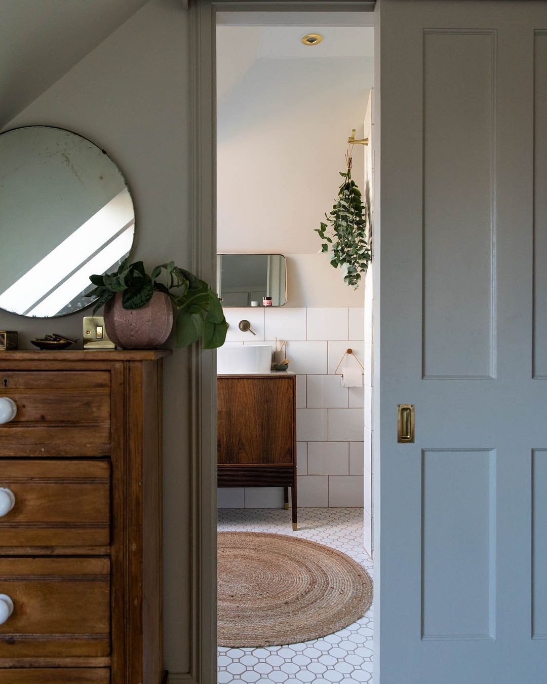 Neutral Geometric Bathroom Rug