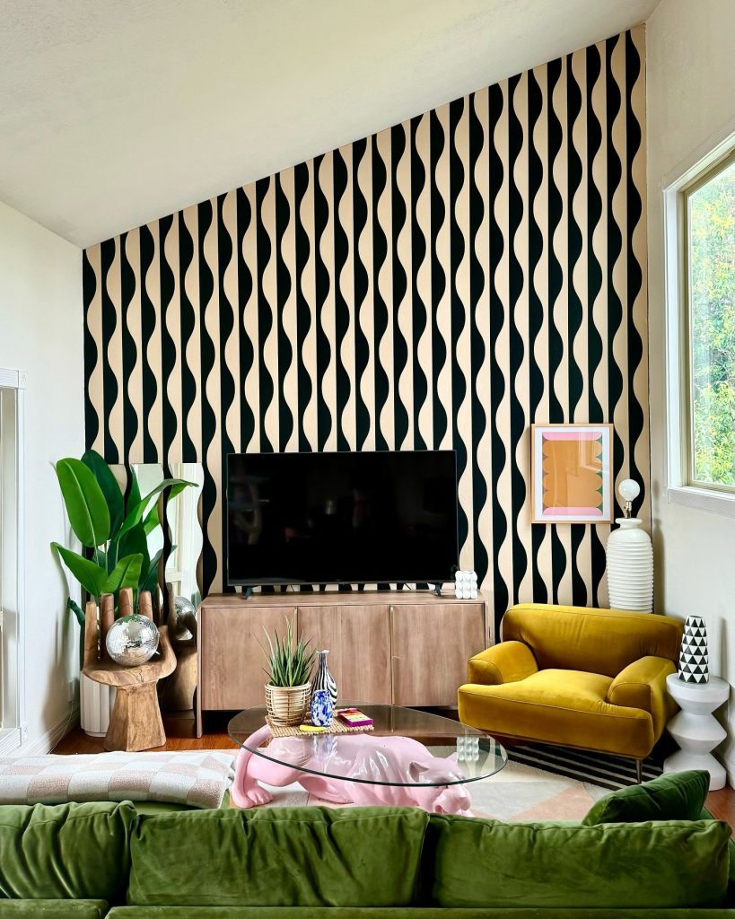 Vibrant Warmth – Terracotta Accent Wall