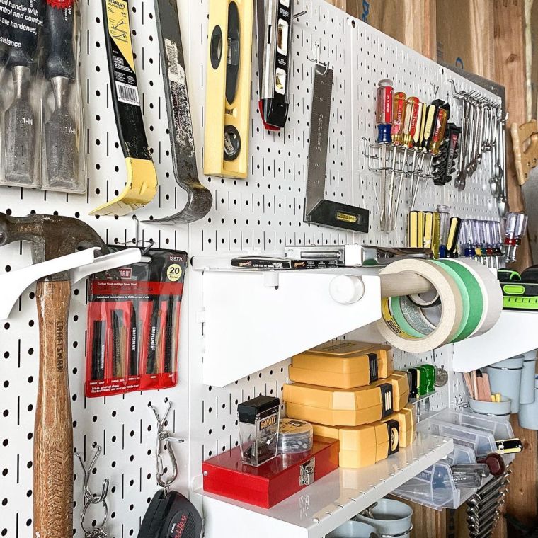 Immaculate Pegboard for Precise Tool Organization