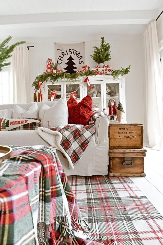 Modern Christmas Glam Living Room