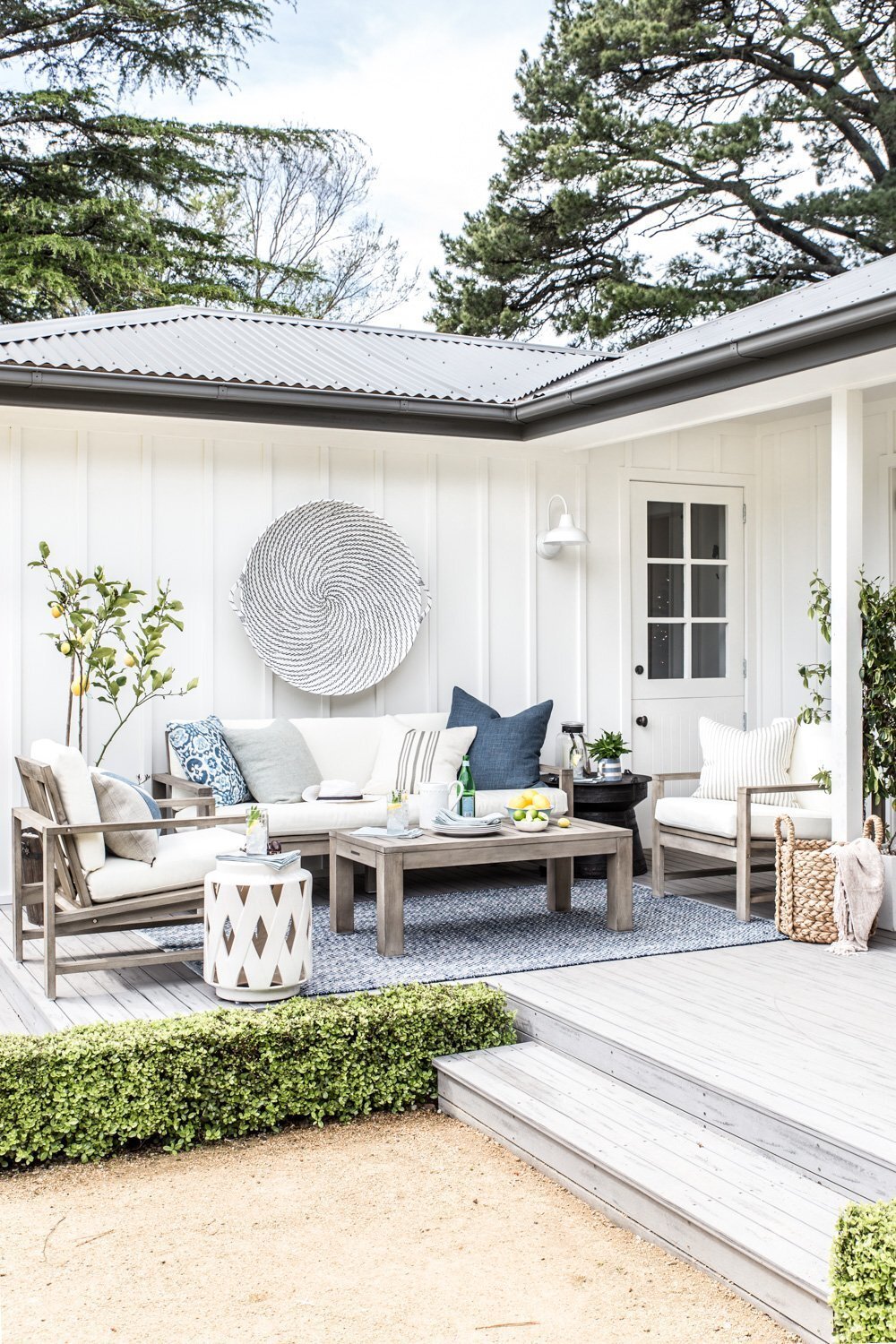 Modern Farmhouse Outdoor Living