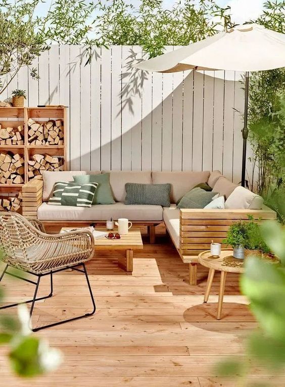 Modern Deck with Cozy Wooden Sectional