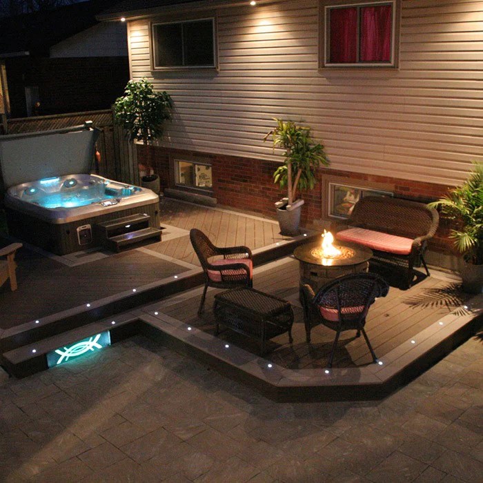 Elegant String Light Deck for Nighttime Ambiance