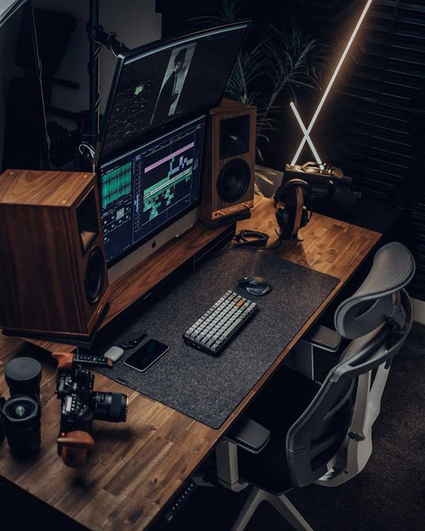 Warm and Functional Gaming Space