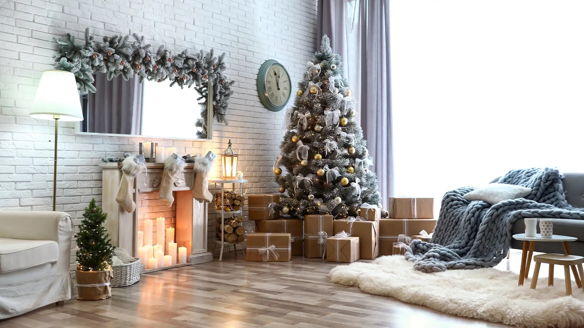 Minimalist Chalkboard Christmas Tree