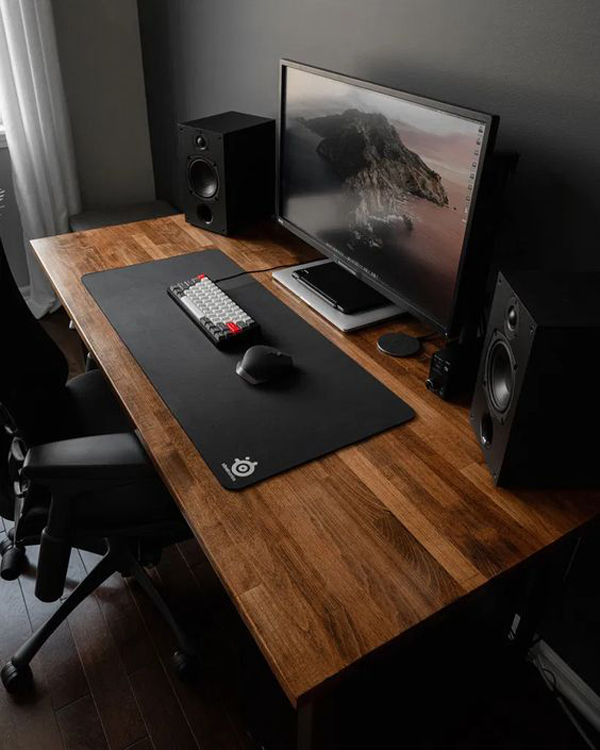 Minimalist Wooden Desk with Subtle Accents