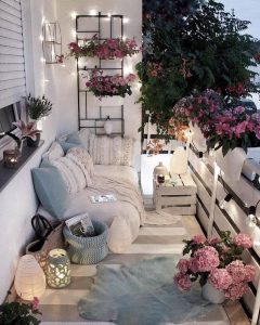23 Stunning Balcony Railings Ideas to Transform Your Outdoor Space